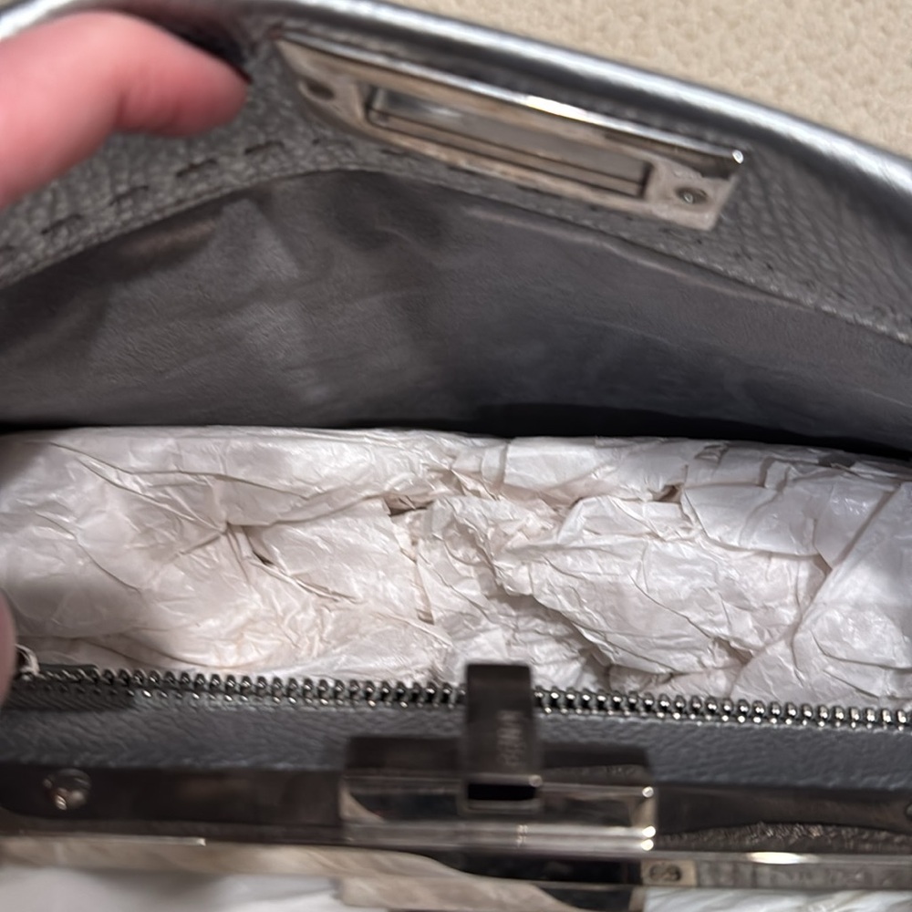 Fendi peekaboo bag - Picture 14 of 17